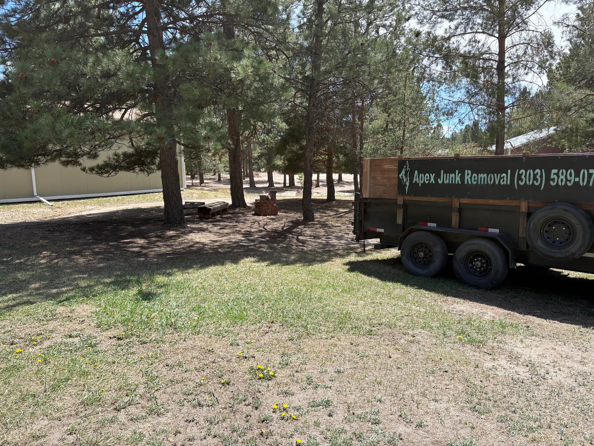 Gallery photos for Branches, Logs, and Debris Hauled Away in Elizabeth Colorado: Image #1